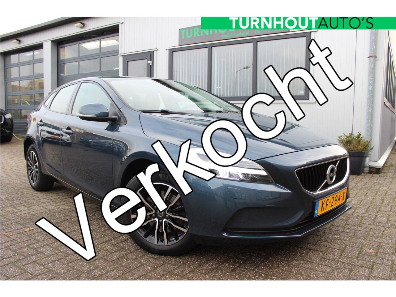 Volvo V40 - 2.0 T3 Nordic+ Beige leder - AutoWereld.nl