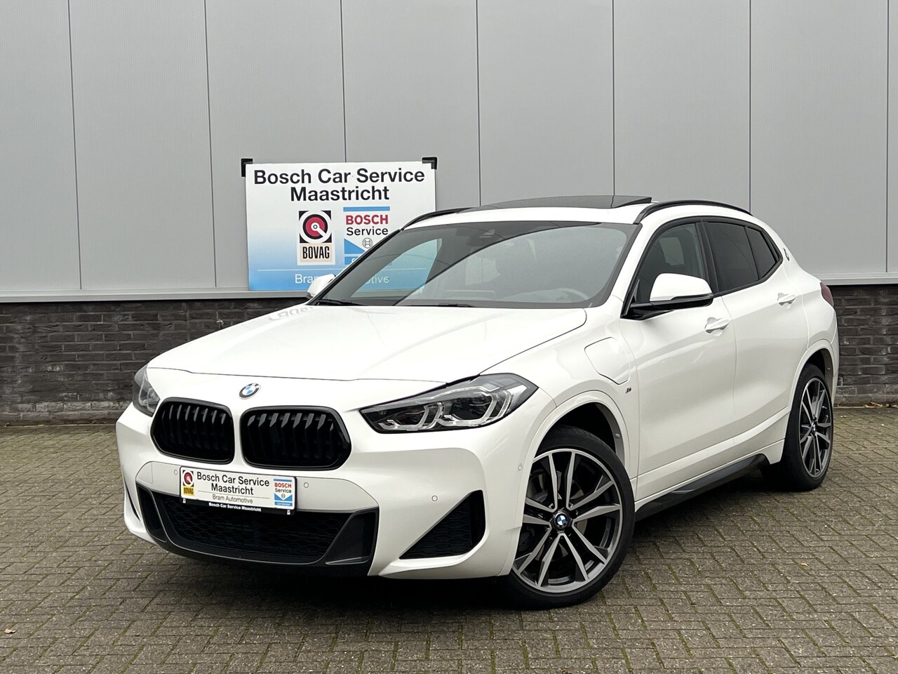 BMW X2 - xDrive25e M-Sport | HUD | Pano | Harman & K | Adaptiv CC | 19'' | High Executive Adaptive - AutoWereld.nl