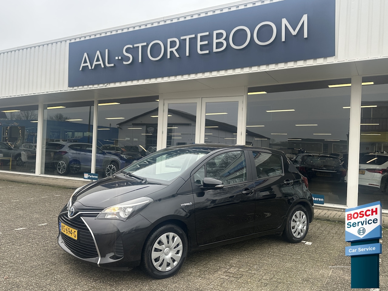 Toyota Yaris - 1.5 Hybrid Aspiration | Keyless | ECC | Cruise Control | Bluetooth | Achteruitrij Camera - AutoWereld.nl