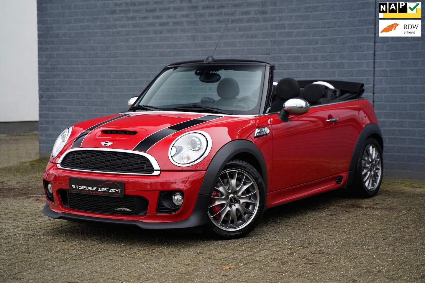 MINI Cabrio - Mini 1.6 John Cooper Works 211pk JWC, 1ste eigenaar! - AutoWereld.nl