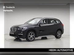 BMW X1 - sDrive20i xLine | Elec. verstb. stoelen | 18" | Stoelverwarming