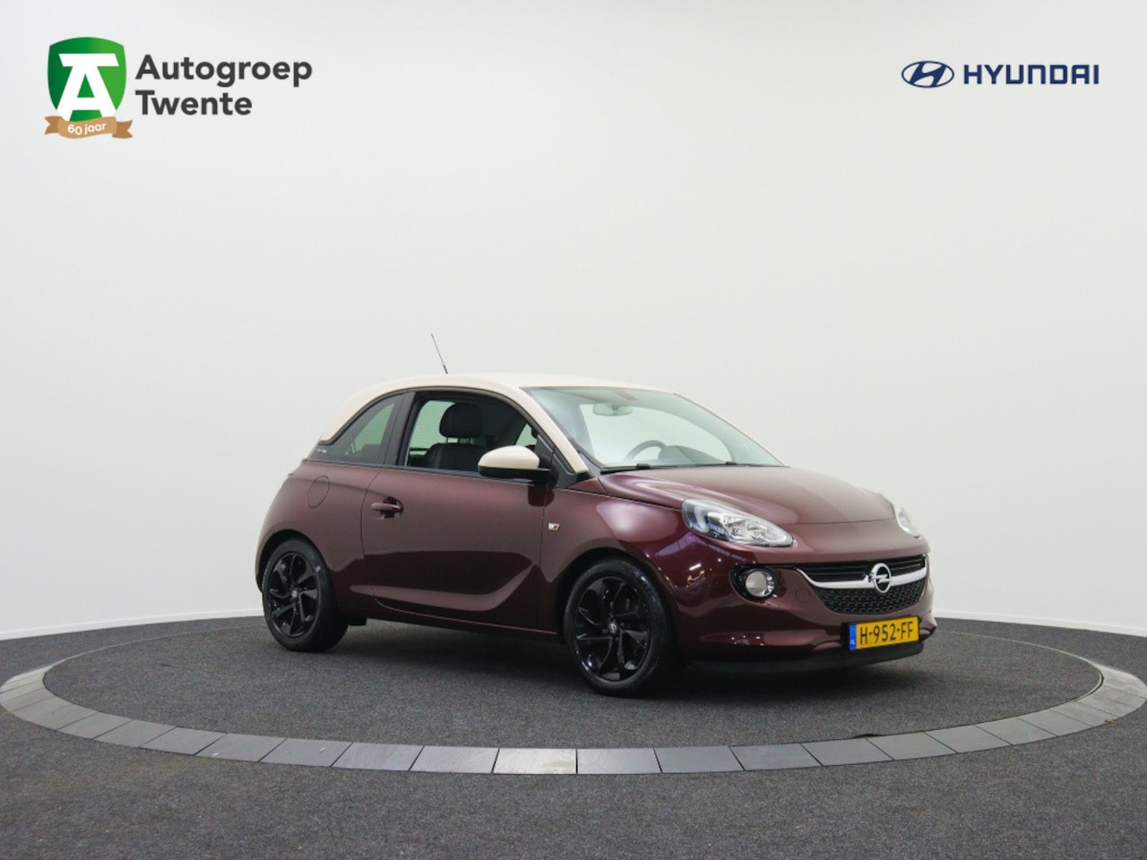 Opel ADAM - 1.2 Jam Favourite | Boekjes | Weinig km | PDC achter - AutoWereld.nl