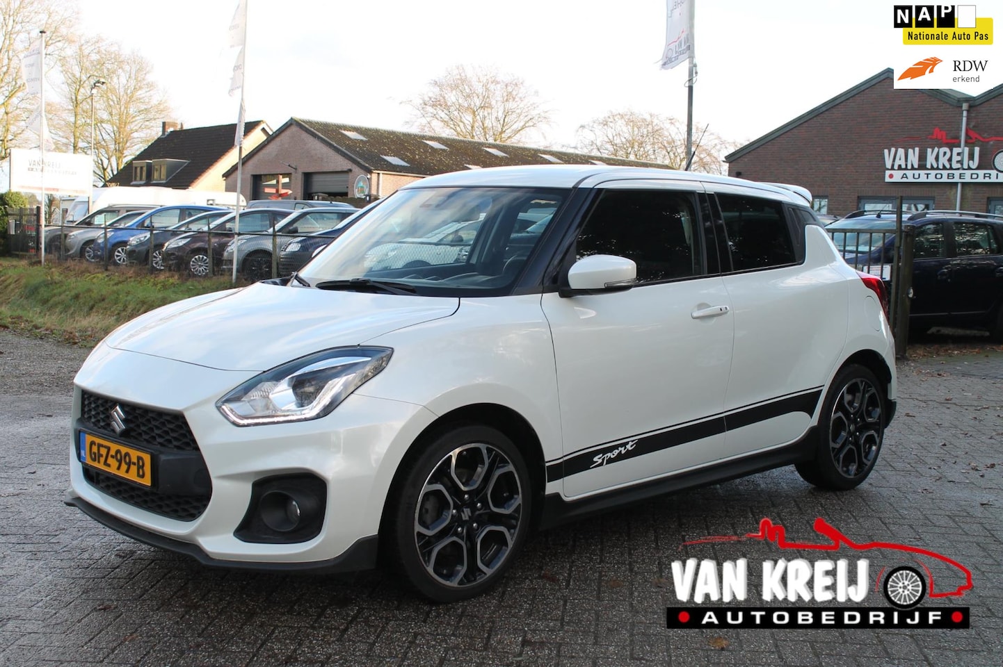 Suzuki Swift - 1.4 Sport 1.4 Sport, Parlemoer, Clima Cruise, Stoelverw. - AutoWereld.nl