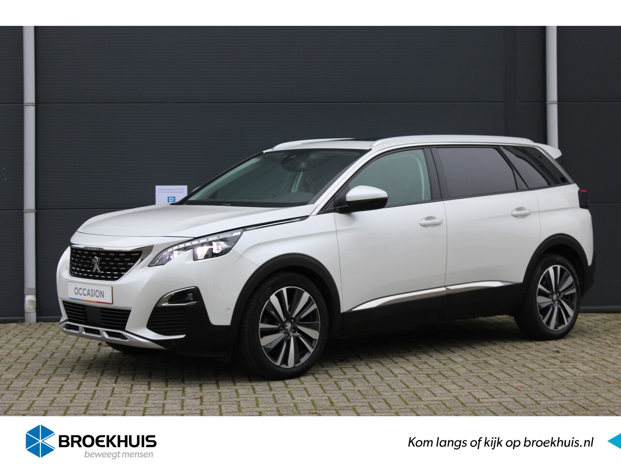 Peugeot 5008 - 1.2 PureTech Allure / Trekhaak / Stoelverwarming / Navigatie / Dodehoek detectie / Panoram - AutoWereld.nl