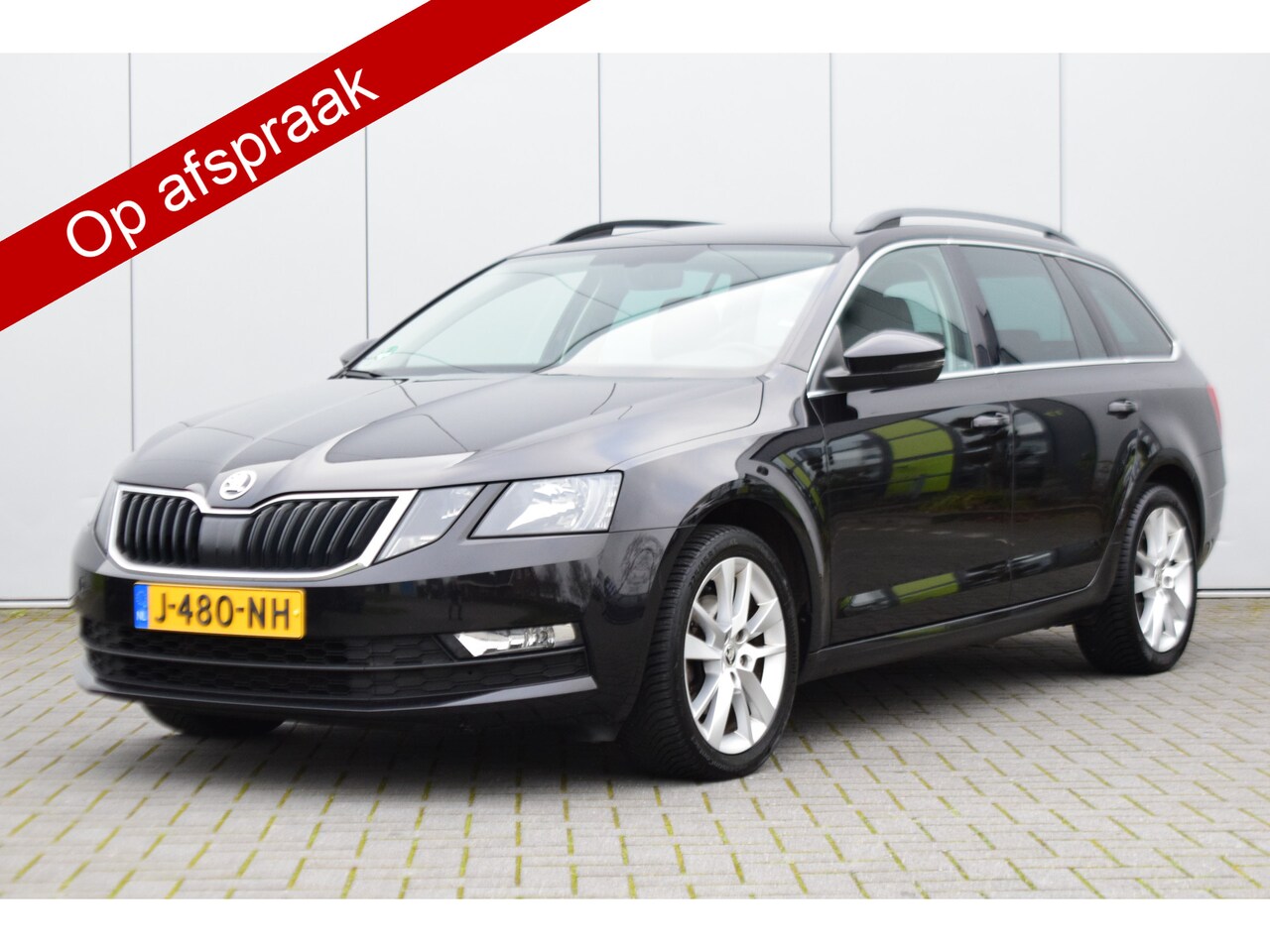 Skoda Octavia Combi - 1.5 TSI Greentech Business Edition Navi Priv/Glass Stoelverw Trekhaak - AutoWereld.nl