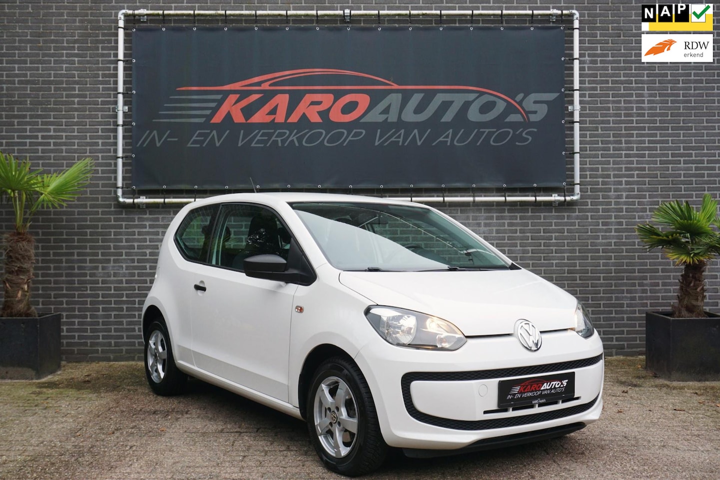 Volkswagen Up! - 1.0 groove up! Airco Elek Rmn Cv Lm Subwoofer - AutoWereld.nl