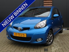 Toyota Aygo - 1.0-12V Dynamic Navigator Automaat Airco 5-Drs Nw APK