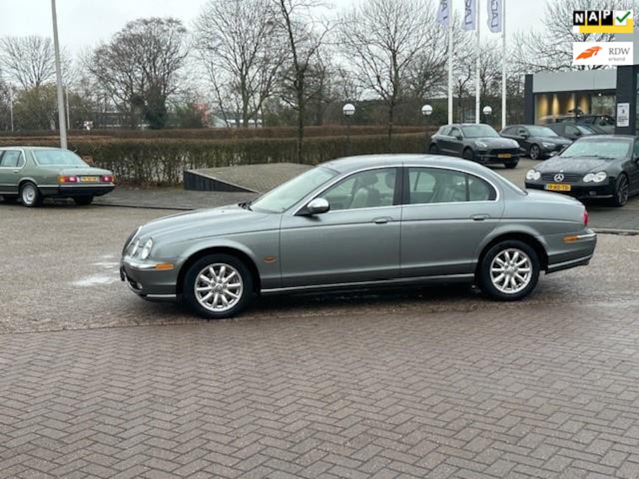 Jaguar S-type - 3.0 V6 Executive handgeschakeld,bj.2005,kleur:grijs,airco,leder,sportvelgen,NAP met 164658 - AutoWereld.nl