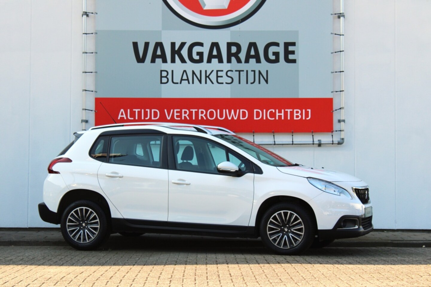 Peugeot 2008 - 1.2 PureTech Active 1.2 PureTech Active - AutoWereld.nl