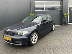 BMW 1-serie - 118i Business Line