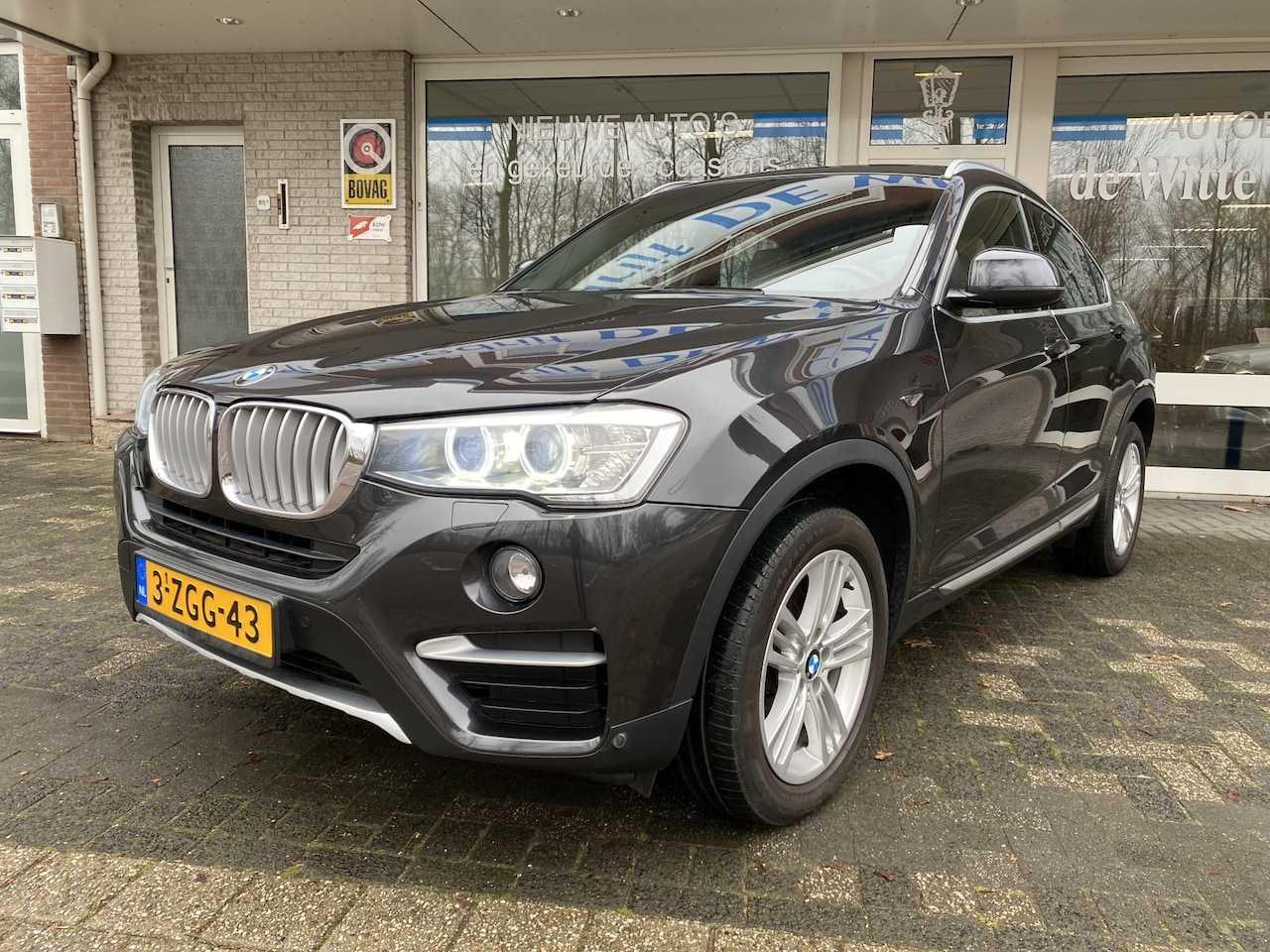 BMW X4 - xDrive20i High Executive XL Line Navigatie/Cruise control Adaptief/Stop &Co/Zwenkbare trek - AutoWereld.nl