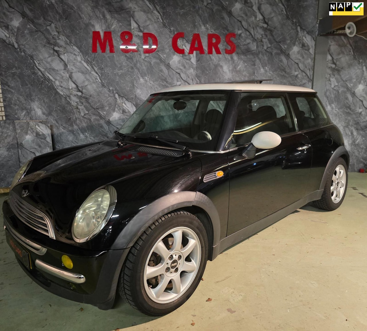 MINI Cooper - Mini 1.6 Chili AIRCO PANO NW APK - AutoWereld.nl