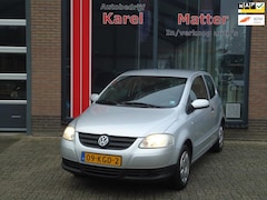 Volkswagen Fox - 1.2 Trendline *WEINIG KM'S* *APK T/M 03-12-2025