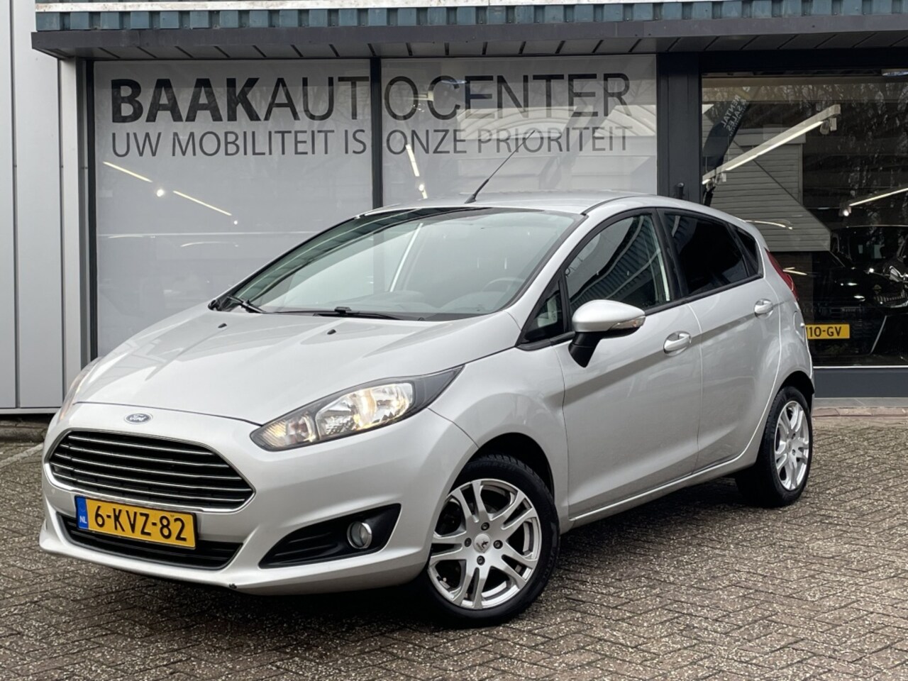 Ford Fiesta - 1.0 Style | Navi | Airco - AutoWereld.nl