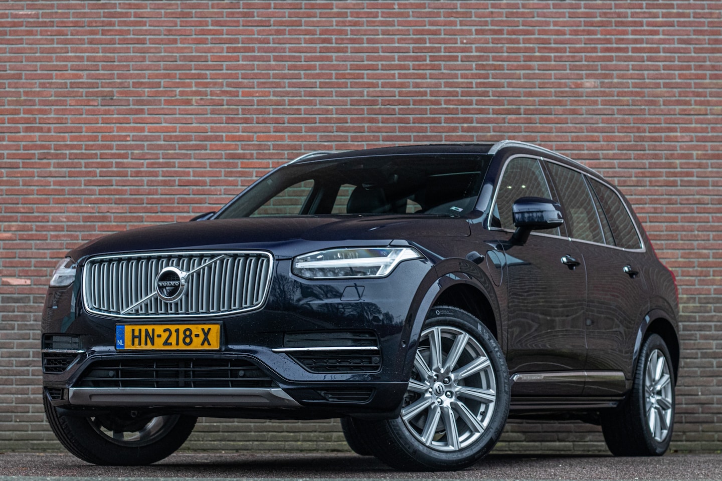 Volvo XC90 - T8 Twin Engine Inscription, Bowers & Wilkins, Luchtvering, Trekhaak, Carplay, 360° Camera. - AutoWereld.nl