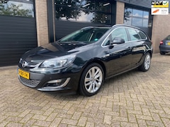 Opel Astra Sports Tourer - 1.4 Turbo Cosmo