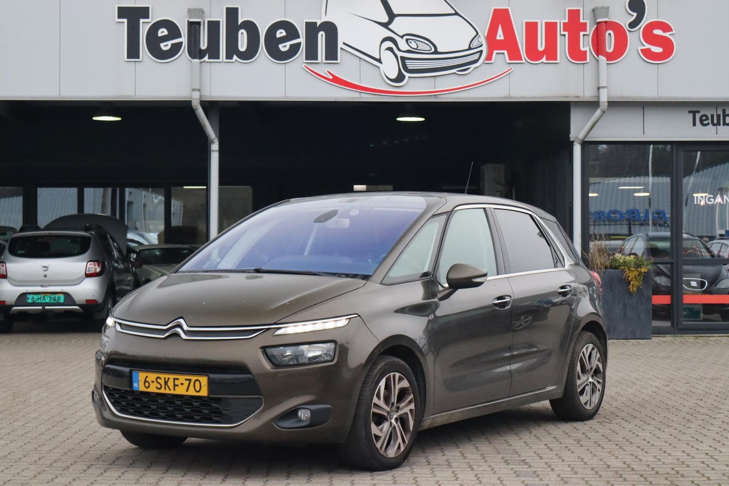 Citroën C4 Picasso - 1.6 e-HDi Intensive Motorstoring, Navigatie, Camera, Trekhaak, Climate control, Motorstori - AutoWereld.nl