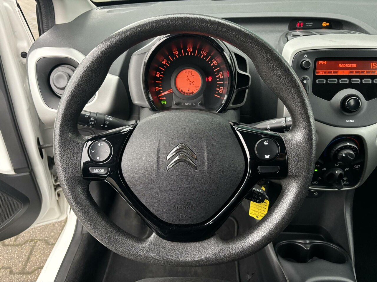 Citroën C1 - 1.0 e-VTi Feel Airco/ Bluetooth/ Cruise Control!!
