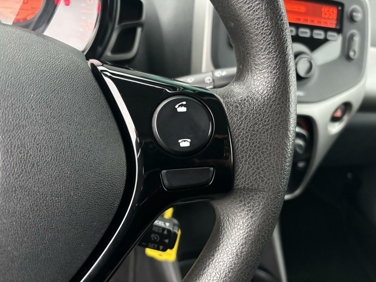 Citroën C1 - 1.0 e-VTi Feel Airco/ Bluetooth/ Cruise Control!!