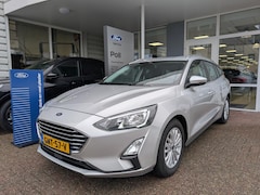 Ford Focus Wagon - 125pk EcoBoost Hybrid Titanium Navi Camera Winter pack Dodehoek detectie Keyless Wagon