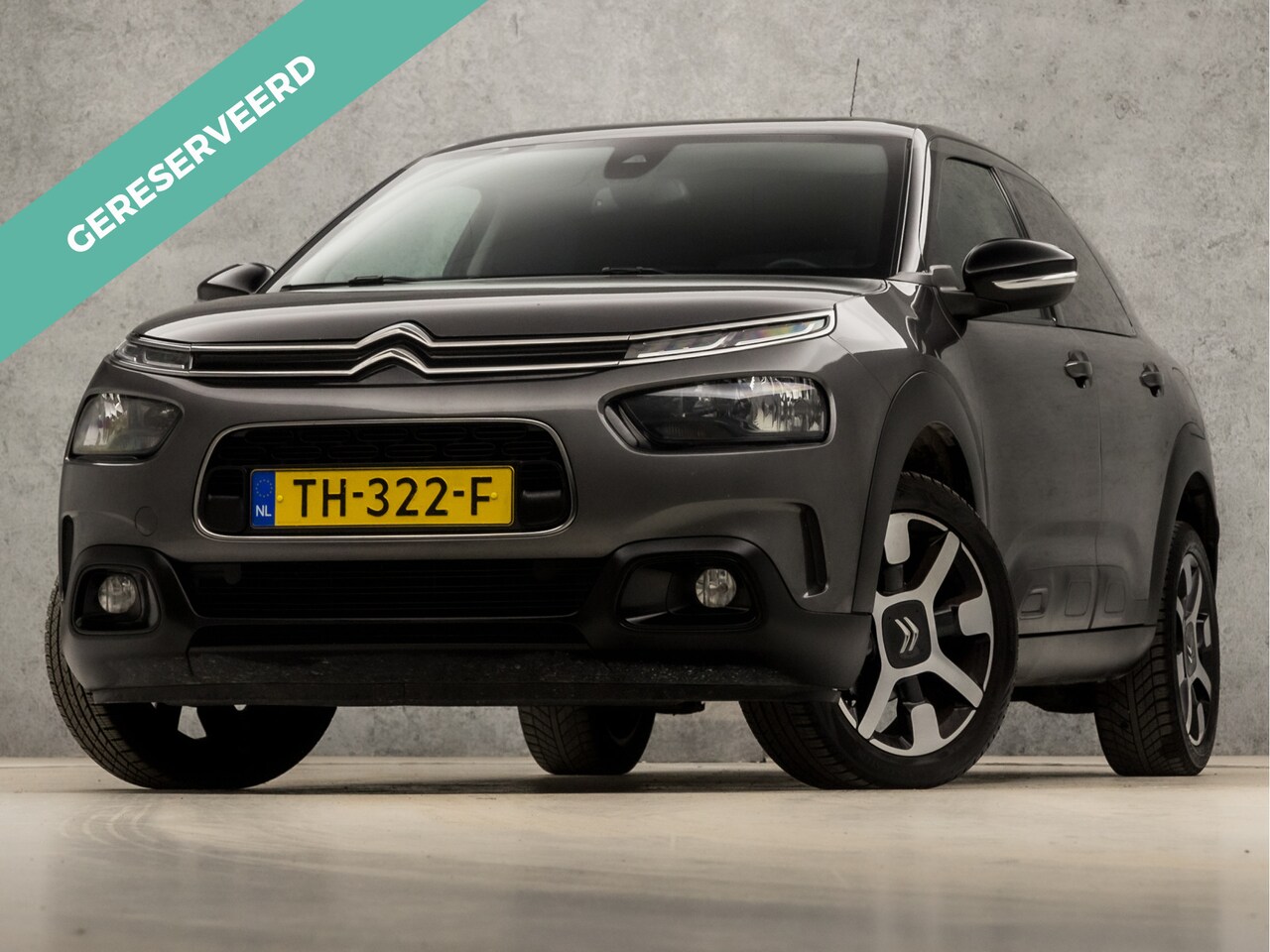 Citroën C4 Cactus - 1.2 PureTech Sport (APPLE CARPLAY, NAVIGATIE, GETINT GLAS, LANE ASSIST, SPORTSTOELEN, DAB+ - AutoWereld.nl