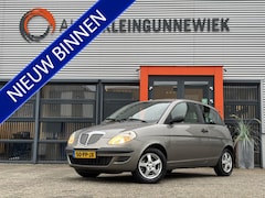 Lancia Y(psilon) - Ypsilon 1.2 Argento / NL Auto / Goed Onderhouden / Met Nieuwe APK /