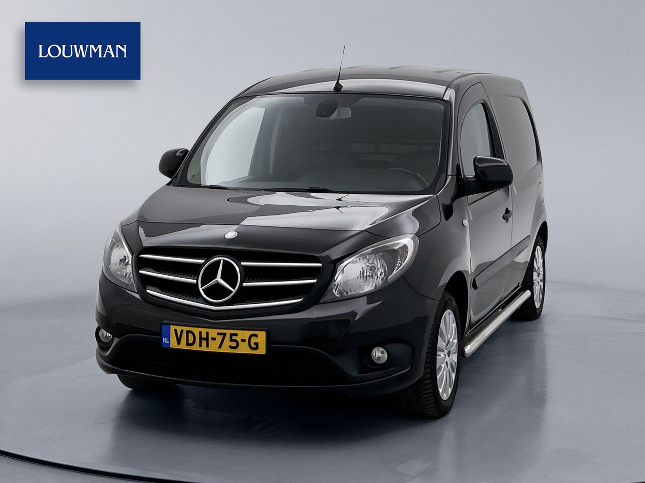 Mercedes-Benz Citan - 111 CDI BlueEFFICIENCY Navigatie Trekhaak Betimmering Cruise Control - AutoWereld.nl