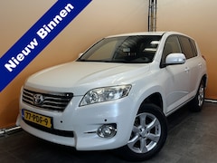 Toyota RAV4 - 2.0 VVTi Executive Business automaat trekhaak navi