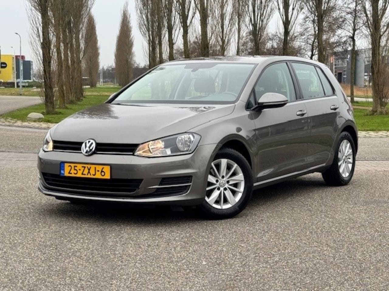 Volkswagen Golf - 1.2 TSI Comfortline l Airco l PTS l - AutoWereld.nl