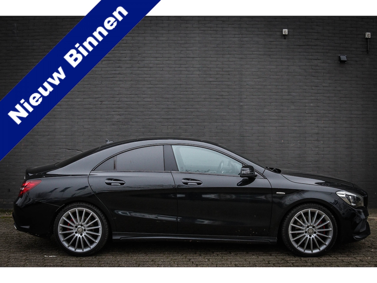 Mercedes-Benz CLA-Klasse - 250 Sport 4MATIC /Panoramadak/Leder - AutoWereld.nl