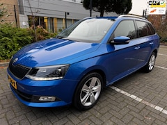 Skoda Fabia Combi - 1.0 TSI Style Business / Navi / PDC / LED / stoelverw