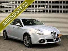 Alfa Romeo Giulietta - 1.4 MultiAir TURBO Exclusive TCT Automaat Rijklaarprijs