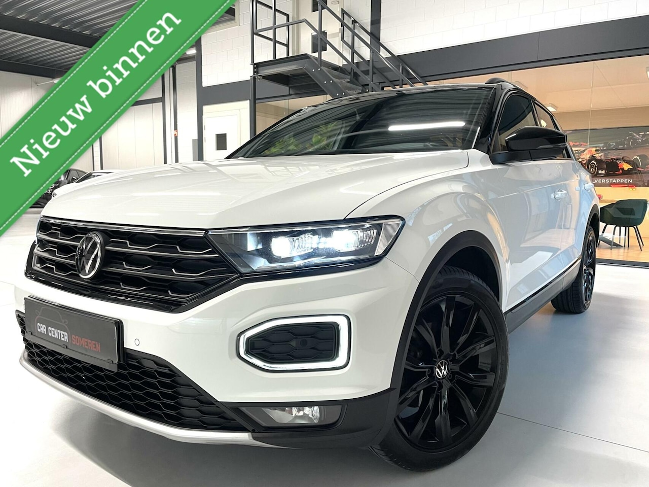 Volkswagen T-Roc - 1.5 TSI Sport DSG 150 PK Black Style/ 18''LMV/ Navi/ Full LED - AutoWereld.nl