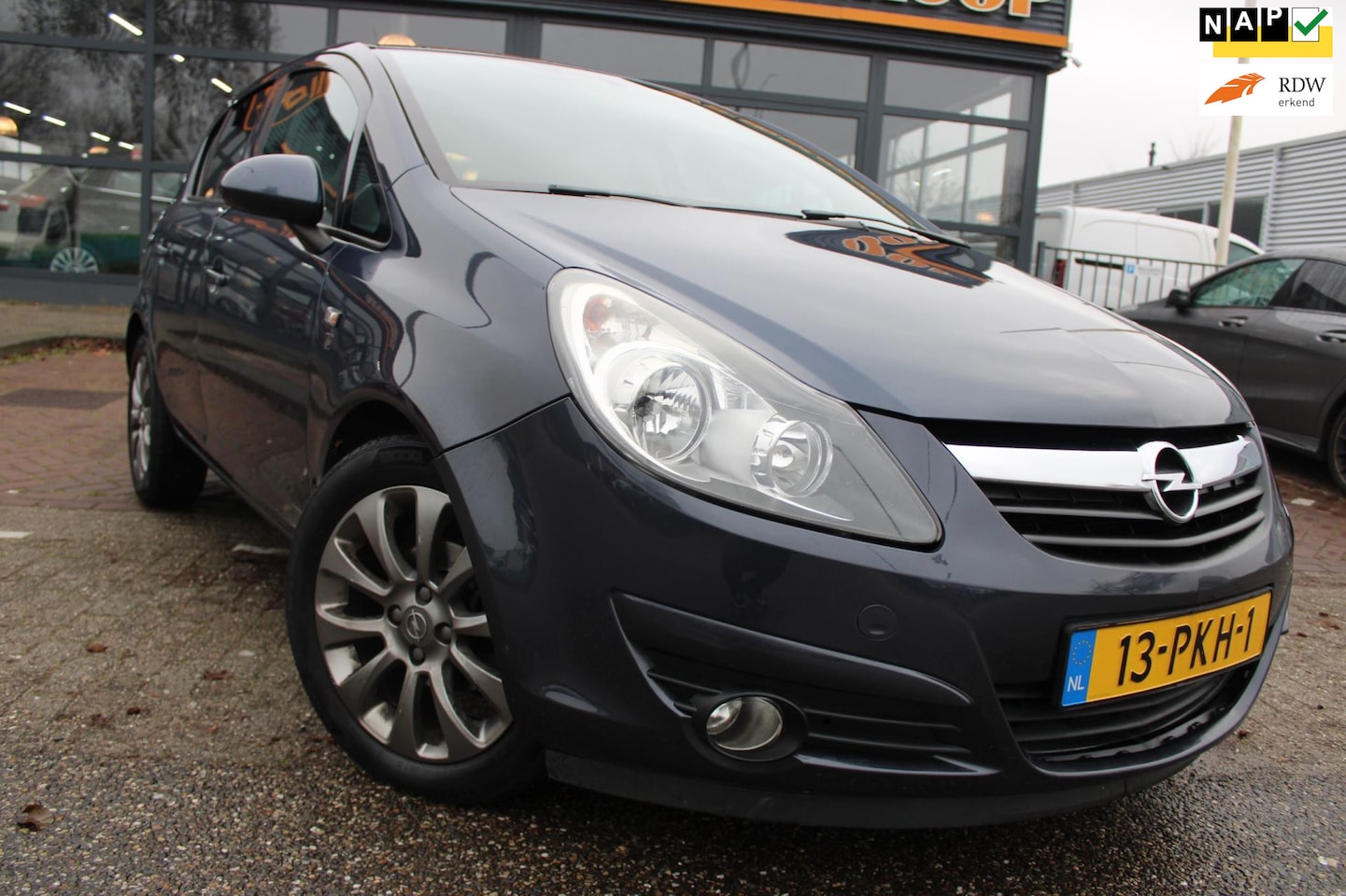 Opel Corsa - 1.2-16V '111' Edition | AIRCO | CRUISECNTRL | NAP | - AutoWereld.nl