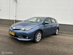 Toyota Auris - 1.8 Hybrid Dynamic - 12 Mnd Garantie