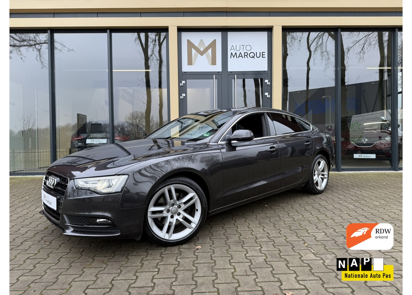 Audi A5 Sportback - 1.8 TFSI 170PK Aut. | Business Edition | NL Auto | 18" LM Velgen | Sportstoelen | Navigati - AutoWereld.nl