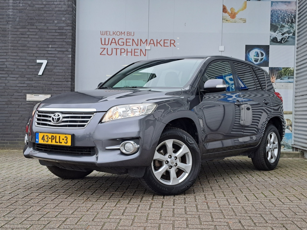 Toyota RAV4 - 2.0 VVTi Dynamic | 2.000KG TREKGEWICHT | AIRCO | TREKHAAK | - AutoWereld.nl