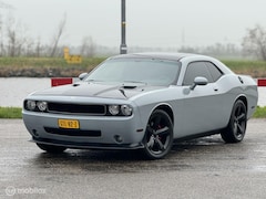 Dodge Challenger - 5.7 Hemi, V8, Nardo Blikvanger