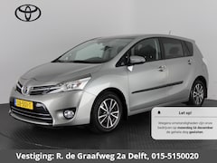 Toyota Verso - 1.8 VVT-i Dynamic Business | Dealer onderhouden | Panoramadak | Trekhaak | Parkeersensoren