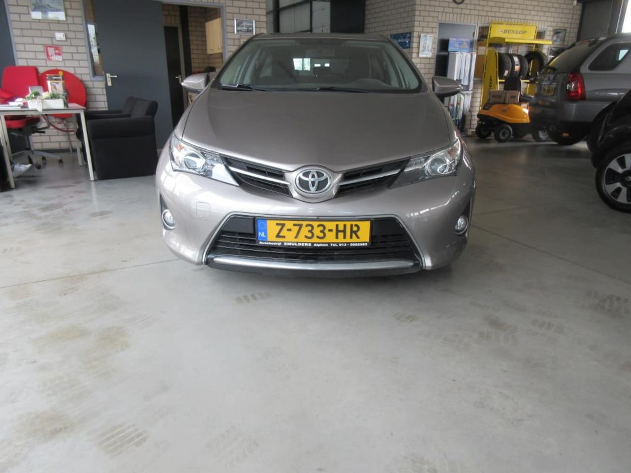 Toyota Auris - 1.3 Aspiration 1.3 Aspiration,navi met camera, climate control,etc........ - AutoWereld.nl