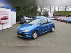 Peugeot 206 - 1.4 Forever