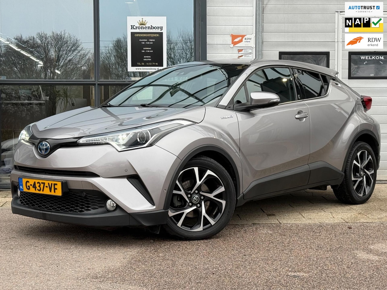 Toyota C-HR - 1.8 Hybrid Style. NAP, CARPLAY, CAMERA - AutoWereld.nl