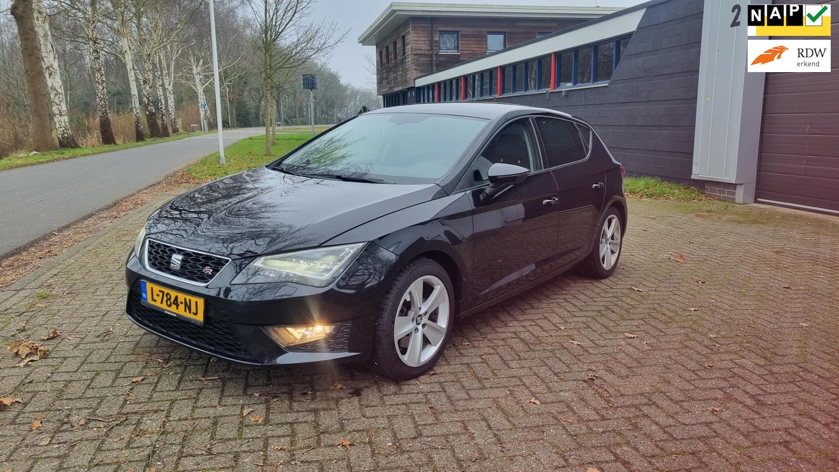 Seat Leon - 1.8 TSI FR Business 8-2013 CUPRA 5 DEURS NETTE STAAT - AutoWereld.nl