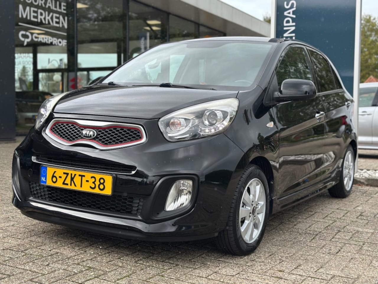 Kia Picanto - 1.0 CVVT X-treme 1.0 CVVT 5-drs  X-treme - AutoWereld.nl