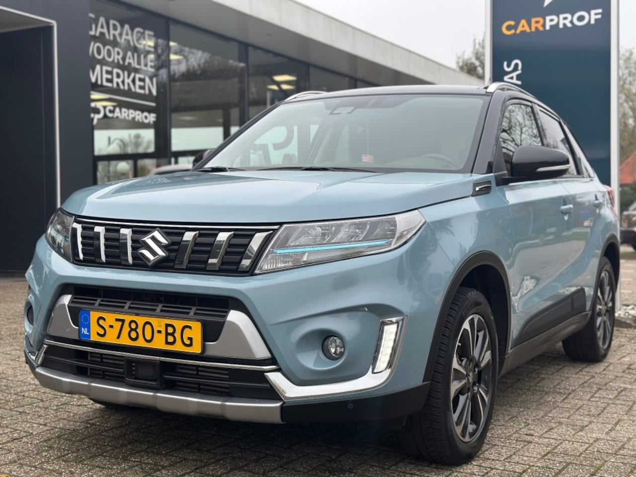 Suzuki Vitara - 1.4 Boosterjet Smart Hybrid Style '' Allseasonbanden - Trekhaak - AutoWereld.nl