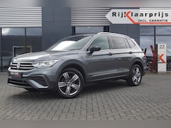 Volkswagen Tiguan Allspace - 1.5 TSI DSG Move/ 7 persoons /Trekhaak wegklb./ Panodak / IQ LED