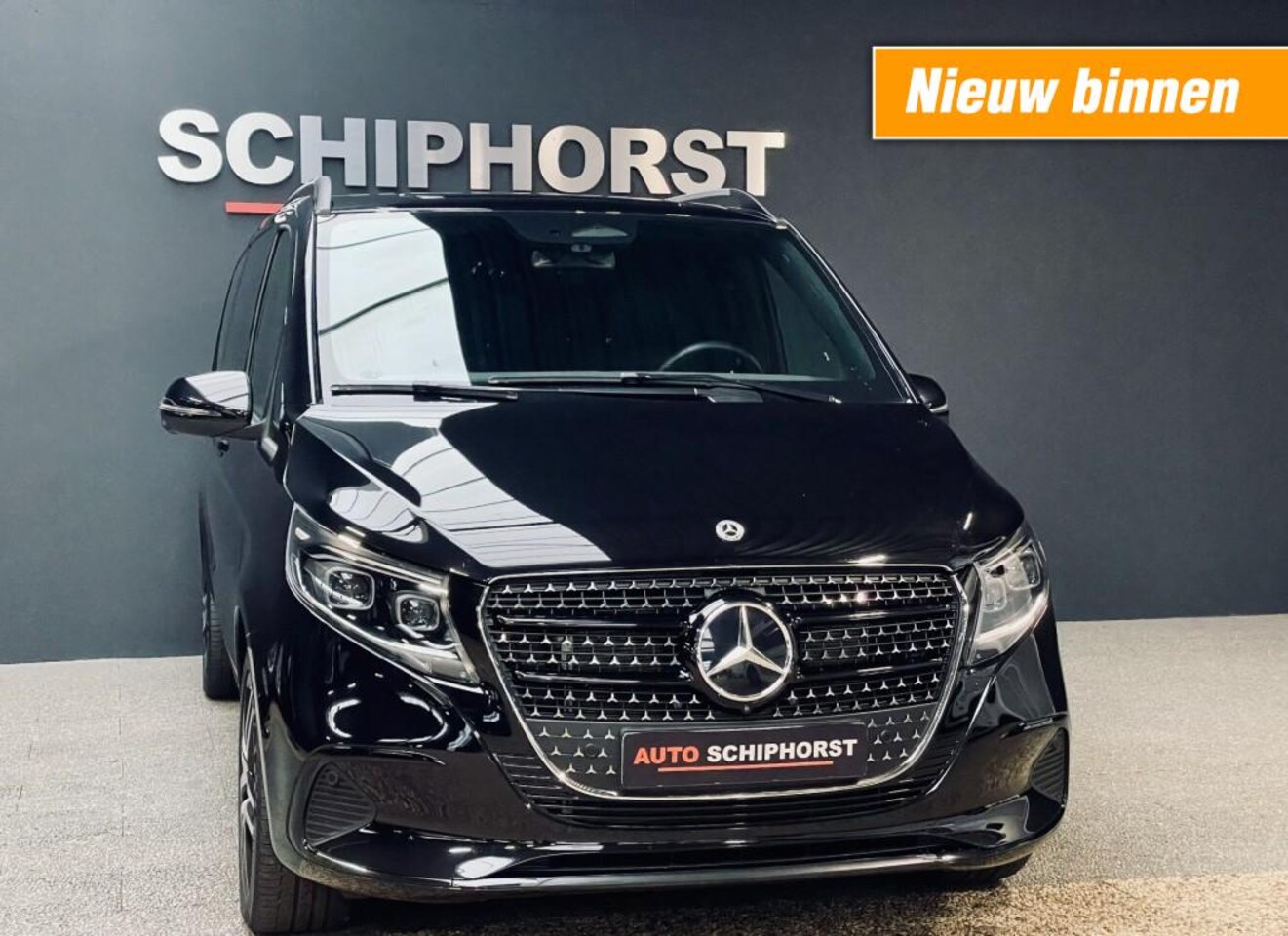 Mercedes-Benz V-klasse - V300 4matic/L3/Avantg/extralang/dub cab/burmester/trekhaak/4x4 - AutoWereld.nl