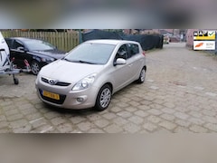 Hyundai i20 - 1.4i i-Motion automaat NL auto met NAP