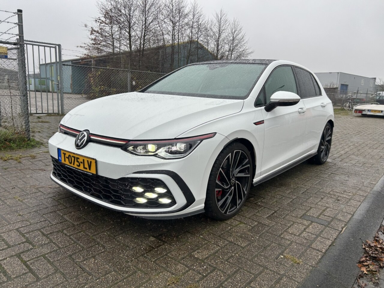 Volkswagen Golf - 2.0 TSI GTI / IQ Light / Panorama Dak / - AutoWereld.nl