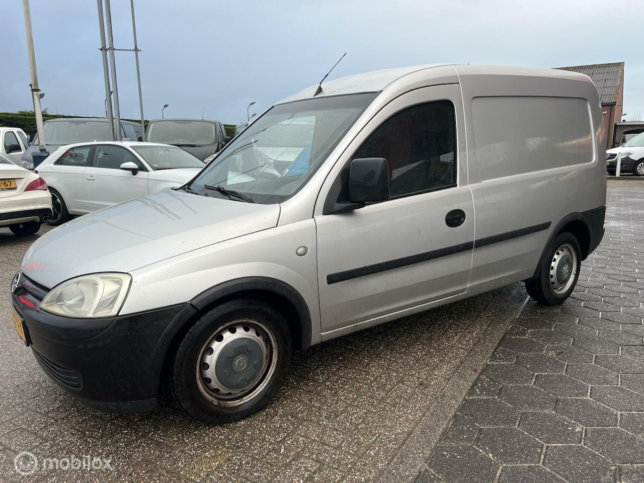 Opel Combo - 1.3 CDTi Comfort 1.3 CDTi Comfort - AutoWereld.nl